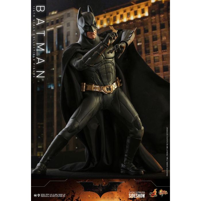 Batman Begins Movie Masterpiece Action Figure 1/6 Batman Hot Toys Exclusive 32 cm