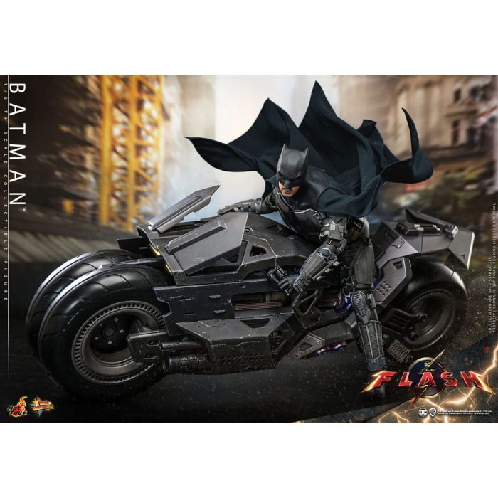The Flash Movie Masterpiece Action Figure 1/6 Batman 30 cm