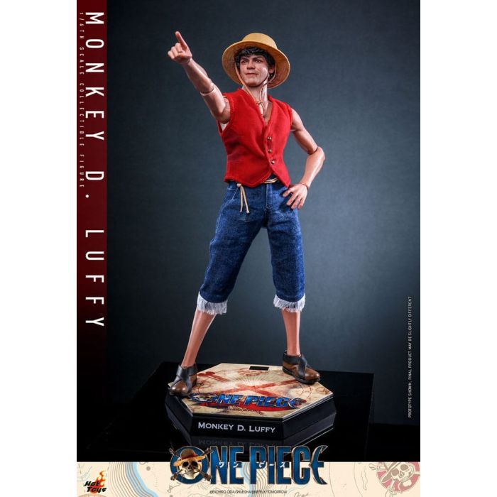 One Piece (Netflix) Action Figure 1/6 Monkey D. Luffy 31 cm