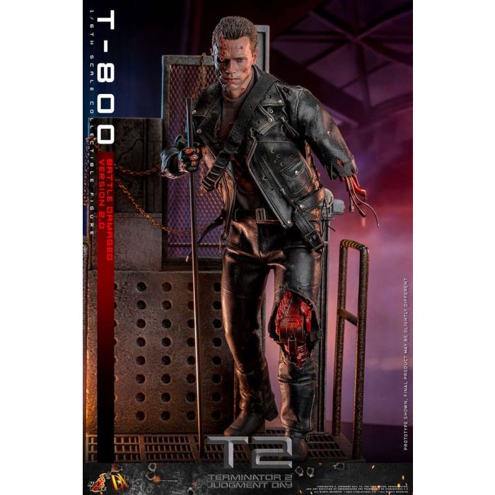 Terminator 2 Movie Masterpiece Action Figure 1/6 T-800 Battle Damaged Version 2.0 32 cm