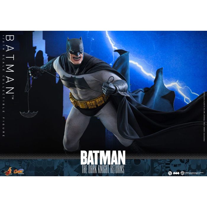 Batman: The Dark Knight Returns Comic Masterpiece Action Figure 1/6 Batman 32 cm