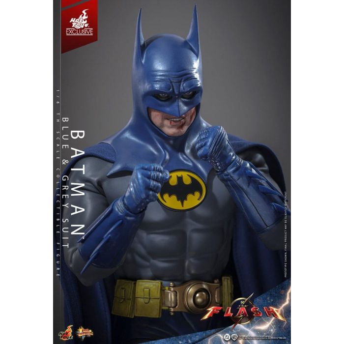 The Flash Movie Masterpiece Action Figure 1/6 Batman (Blue & Grey Suit) Limited Edition Hot Toys Exclusive 30 cm