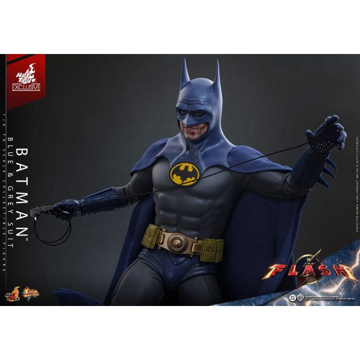 The Flash Movie Masterpiece Action Figure 1/6 Batman (Blue & Grey Suit) Limited Edition Hot Toys Exclusive 30 cm