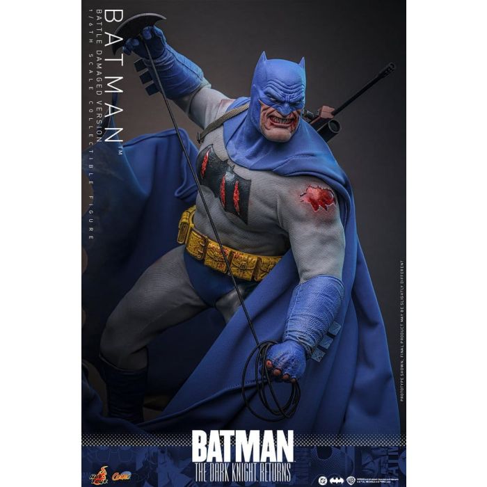 Batman: The Dark Knight Returns Comic Masterpiece Action Figure 1/6 Batman (Battle Damaged Version) 32 cm
