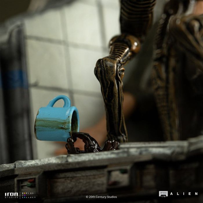 Alien 3 Art Scale Statue 1/10 Ellen Ripley and Dog Alien 23 cm
