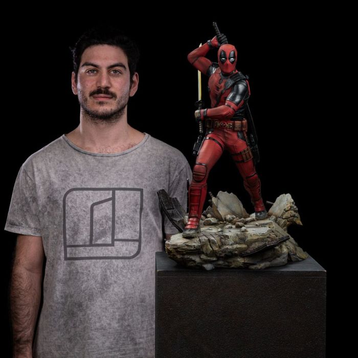 Deadpool 3 Legacy Replica Statue 1/4 Deadpool 58 cm 