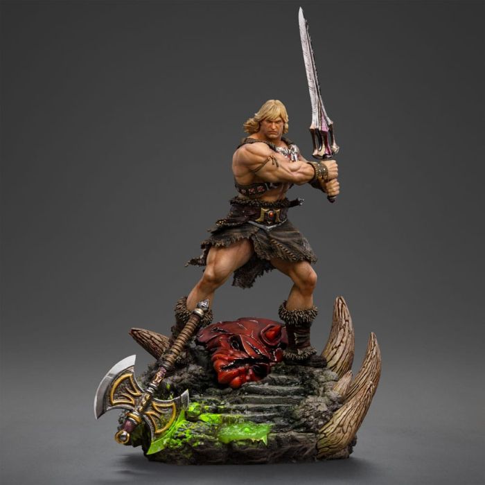 Masters of the Universe Deluxe Art Scale Statue 1/10 He-Man Unleashed 34 cm      
