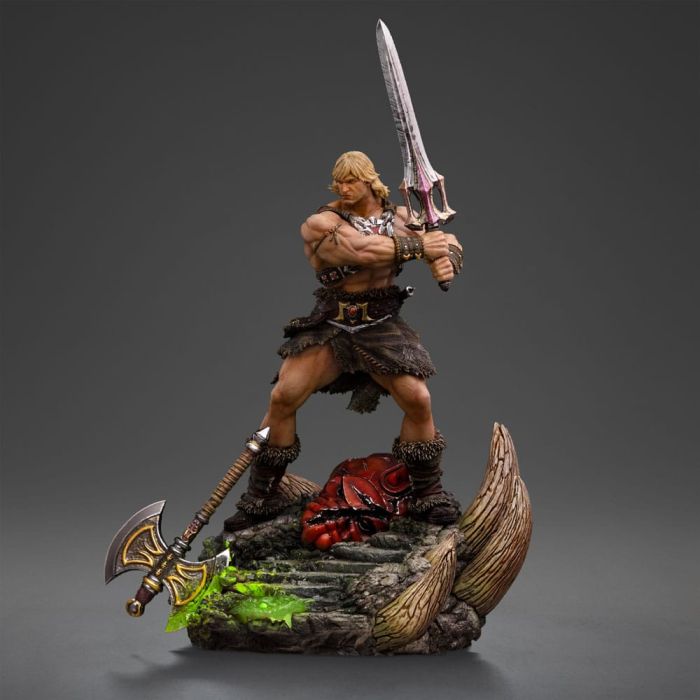 Masters of the Universe Deluxe Art Scale Statue 1/10 He-Man Unleashed 34 cm      