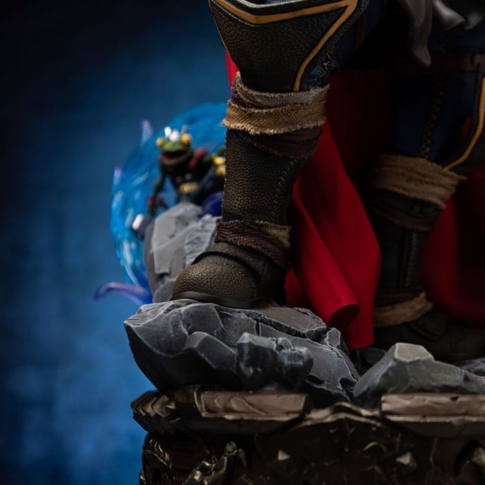 Marvel Legacy Replica Statue 1/4 Thor Unleashed     
