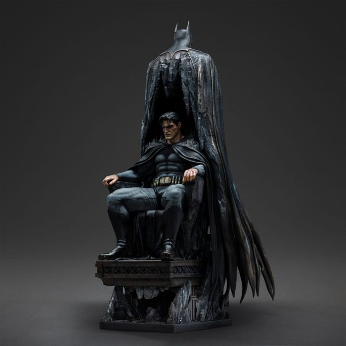 DC Comics Legacy Replica Statue 1/4 Batman and Bruce Wayne 79 cm 