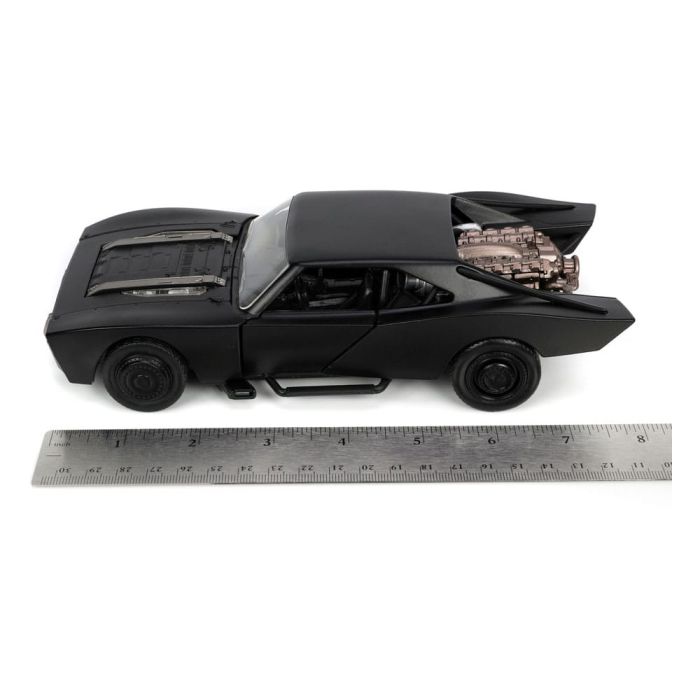 DC Comics Diecast Model 1/24 Batman Batmobile 