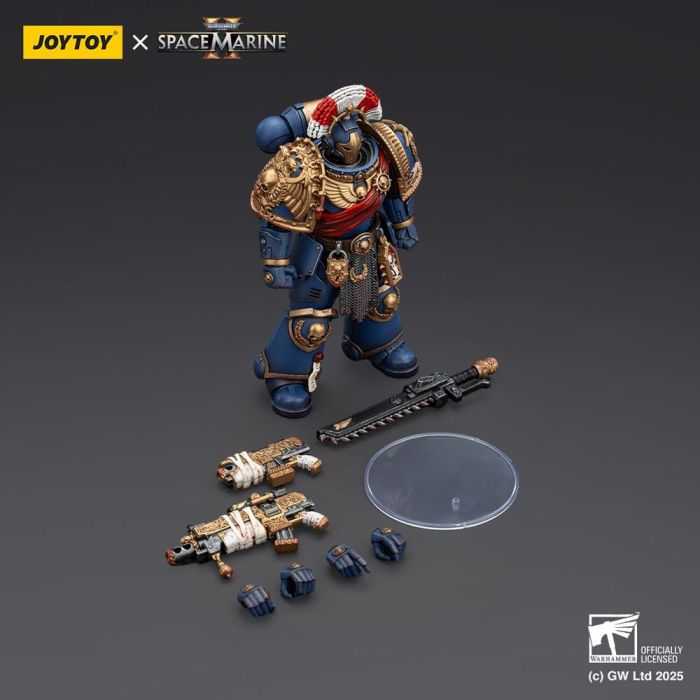 Warhammer 40,000: Space Marine 2 Action Figure Ultramarines Relic Secundus Armour 20 cm