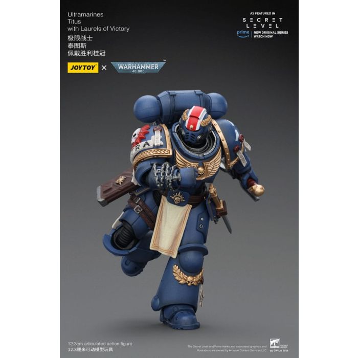 Warhammer 40,000 Action Figure Ultramarines Titus with Laurels of Victory 13 cm