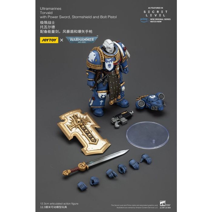 Warhammer 40,000 Action Figure Ultramarines Torvald with Power Sword, Stormshield and Bolt Pistol 13 cm