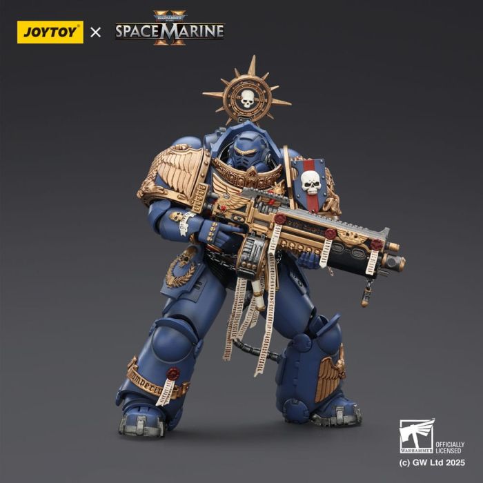 Warhammer 40,000: Space Marine 2 Action Figure Ultramarines Heavy Relic Primus Armor with Heavy Relic Bolt Rifle 13 cm