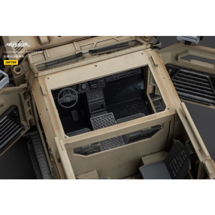 Hardcore Coldplay Vehicle 1/18 Cyclone Assauit Armored Car