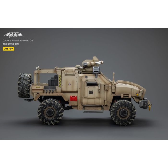 Hardcore Coldplay Vehicle 1/18 Cyclone Assauit Armored Car
