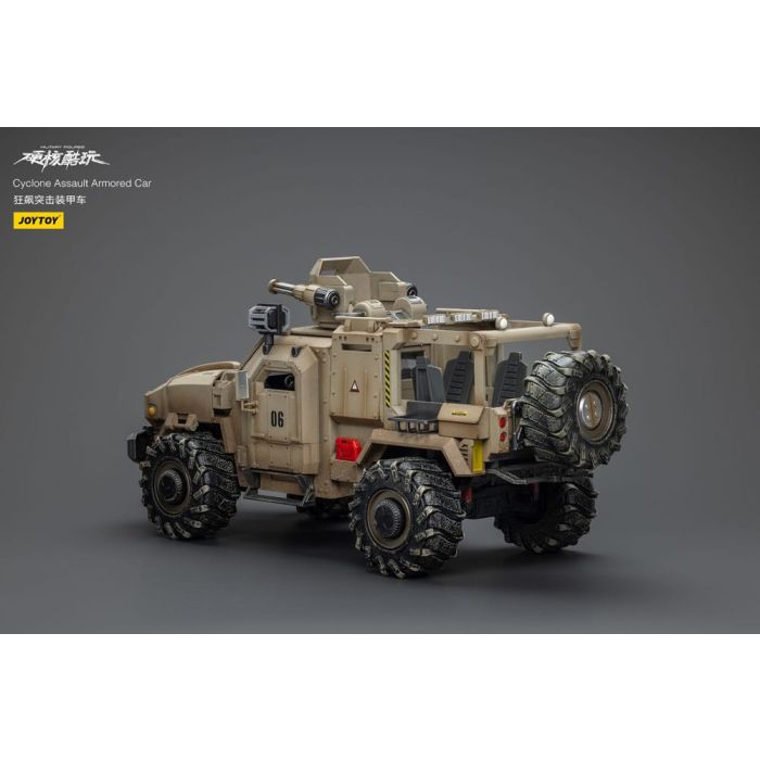 Hardcore Coldplay Vehicle 1/18 Cyclone Assauit Armored Car