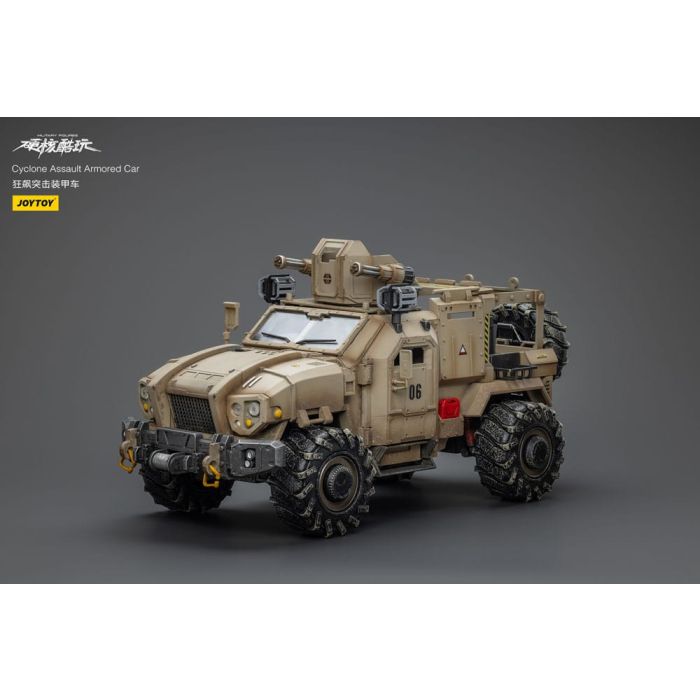 Hardcore Coldplay Vehicle 1/18 Cyclone Assauit Armored Car