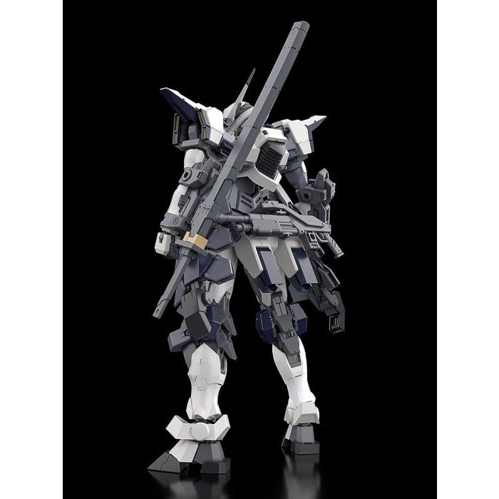 Full Metal Panic! Plastic Model Kit 1/48 Azure Raven with Type 10 Modified Monomolecular Blade Plated Ver. & Special Display Base 18 cm     