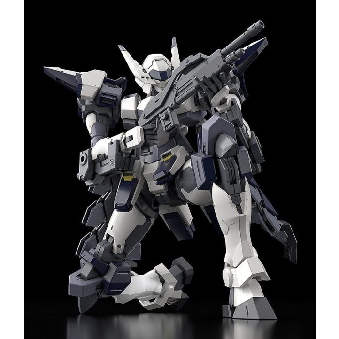 Full Metal Panic! Plastic Model Kit 1/48 Azure Raven with Type 10 Modified Monomolecular Blade Plated Ver. & Special Display Base 18 cm     