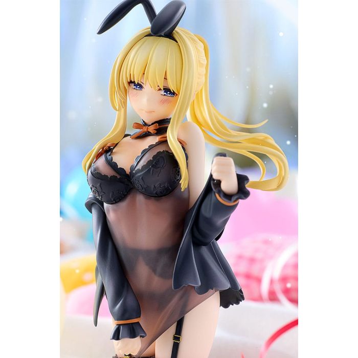 Konosuba God's blessing on this wonderful world! PVC Statue Darkness: Light Novel 10th Anniversary Ver. 15 cm