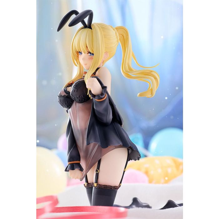 Konosuba God's blessing on this wonderful world! PVC Statue Darkness: Light Novel 10th Anniversary Ver. 15 cm