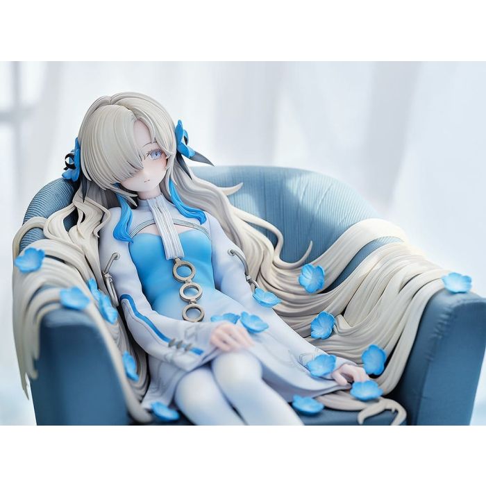 Isekaijoucho Wolf PVC Statue 1/7 Universal Body Nemophila 16 cm 