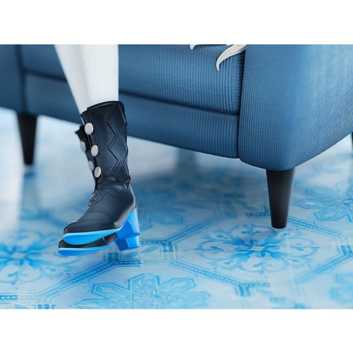 Isekaijoucho Wolf PVC Statue 1/7 Universal Body Nemophila 16 cm 