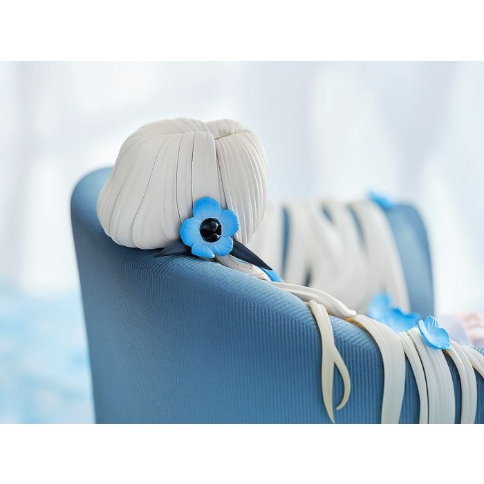 Isekaijoucho Wolf PVC Statue 1/7 Universal Body Nemophila 16 cm 