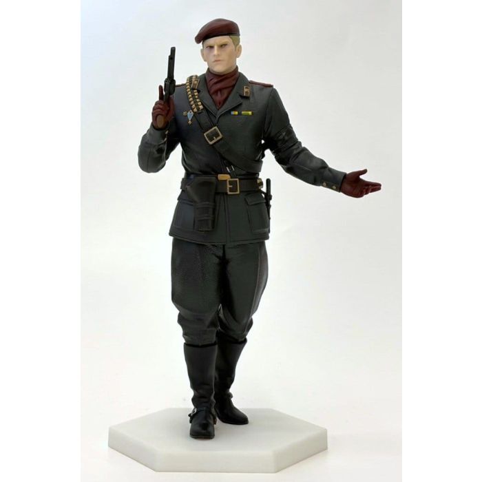 Metal Gear Solid Delta: Snake Eater PVC Figure Ocelot 20 cm        