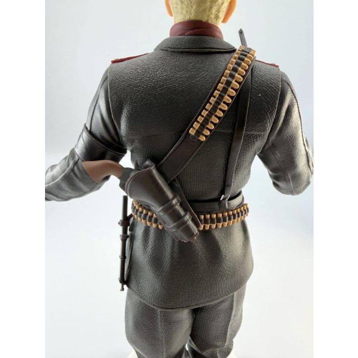 Metal Gear Solid Delta: Snake Eater PVC Figure Ocelot 20 cm        