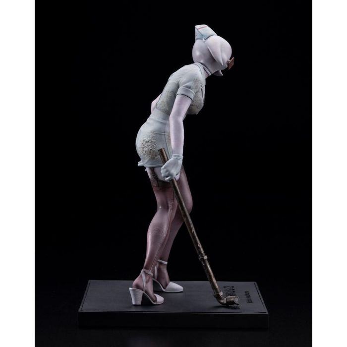 Silent Hill 2 Oshi Works Statue Bubble Head Nurse 22 cm         