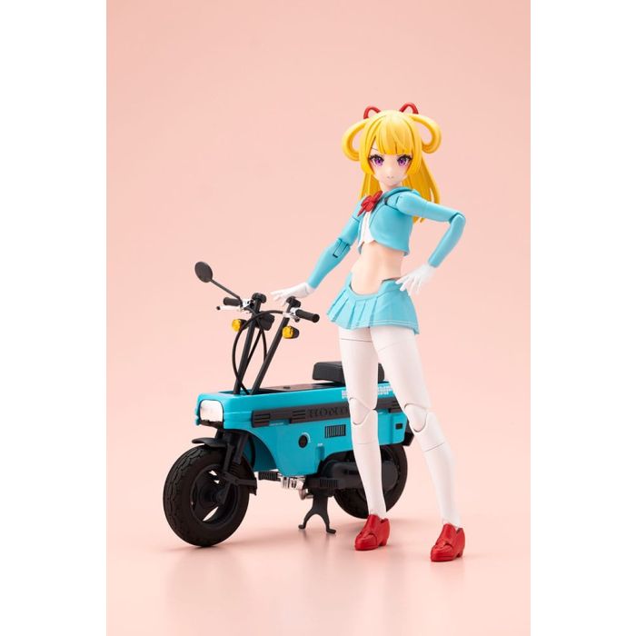 Megami Device Buster Doll Series Plastic Model Kit 1/1 Knight Alice with Honda AB12 Motocompo 15 cm 