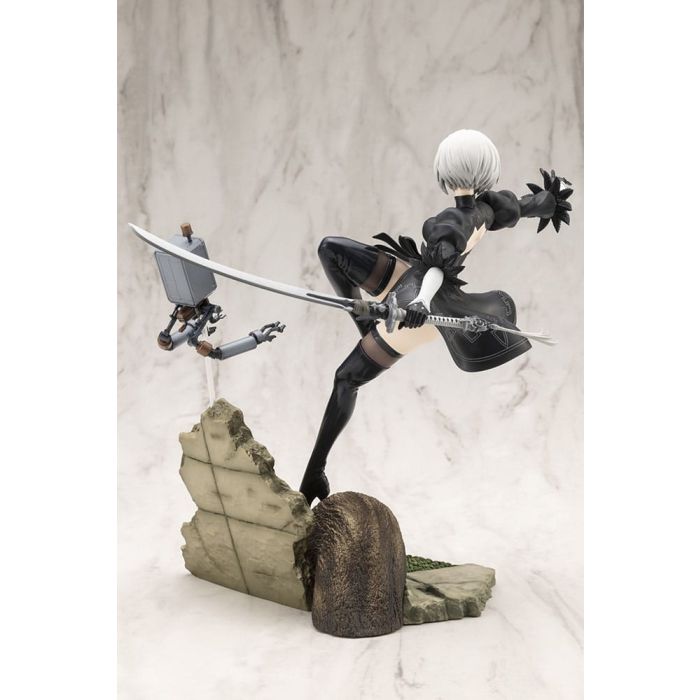 Nier:Automata Ver. 1.1a ARTFX J Statue 1/8 2B 24 cm