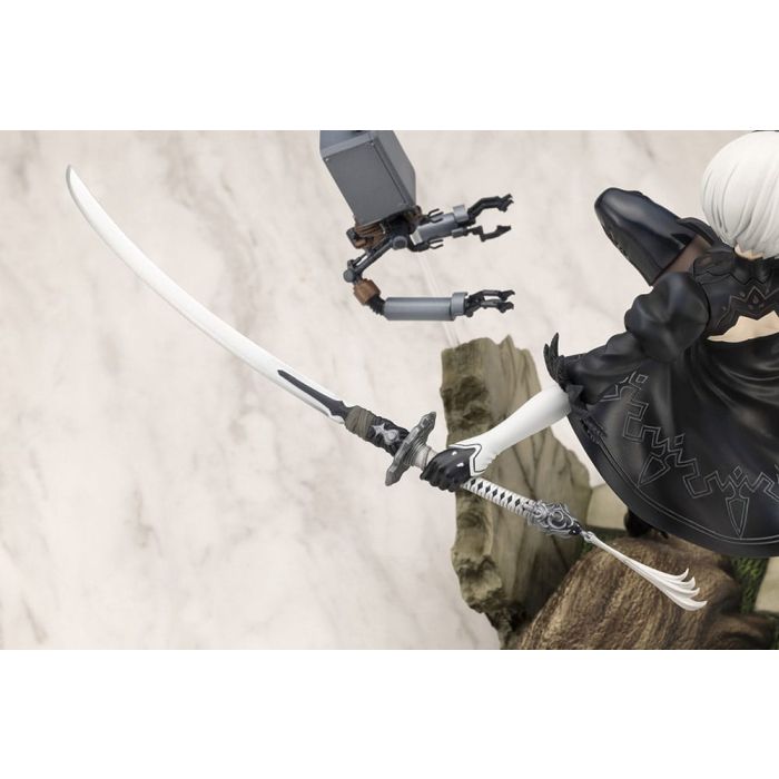 Nier:Automata Ver. 1.1a ARTFX J Statue 1/8 2B 24 cm
