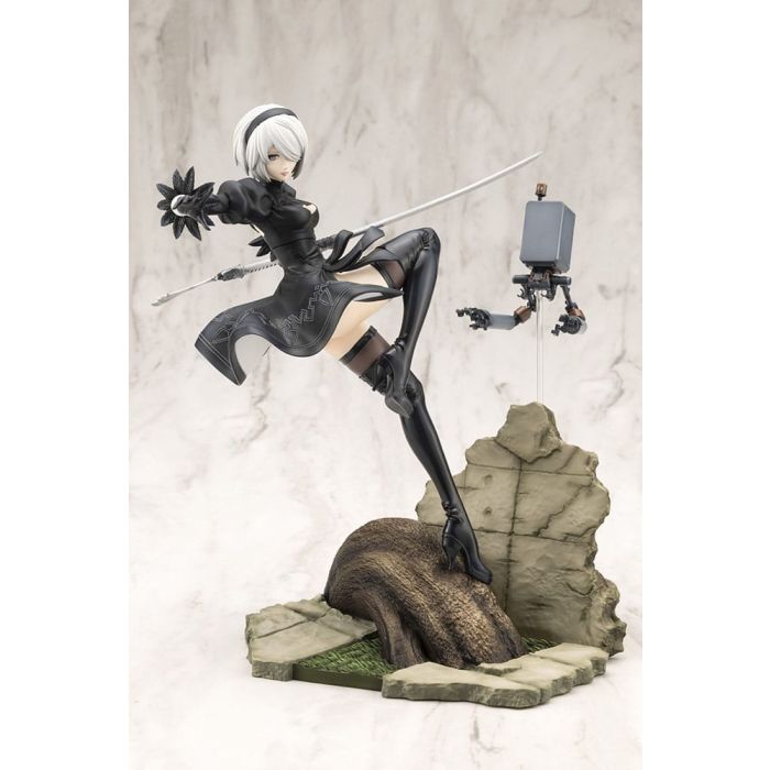 Nier:Automata Ver. 1.1a ARTFX J Statue 1/8 2B 24 cm