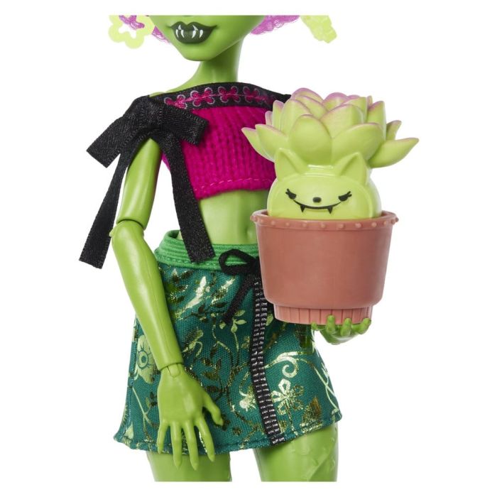 Monster High Self-Scare Secrets Doll Venus McFlytrap