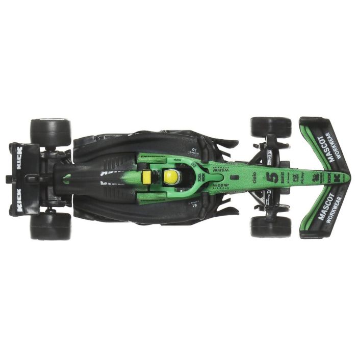Formula 1 Hot Wheels Premium Die-Cast Vehicle 1:64 Team Sauber: Driver 2