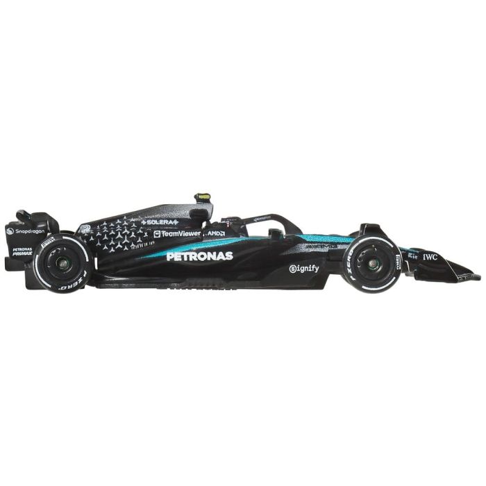 Formula 1 Hot Wheels Premium Die-Cast Vehicle 1/64 Team Mercedes Benz: Driver 2
