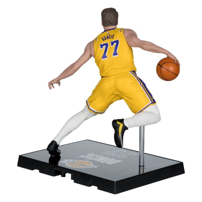 NBA McFarlane's SportsPicks Action Figure Luka Doncic (Dallas Mavericks) 15 cm
