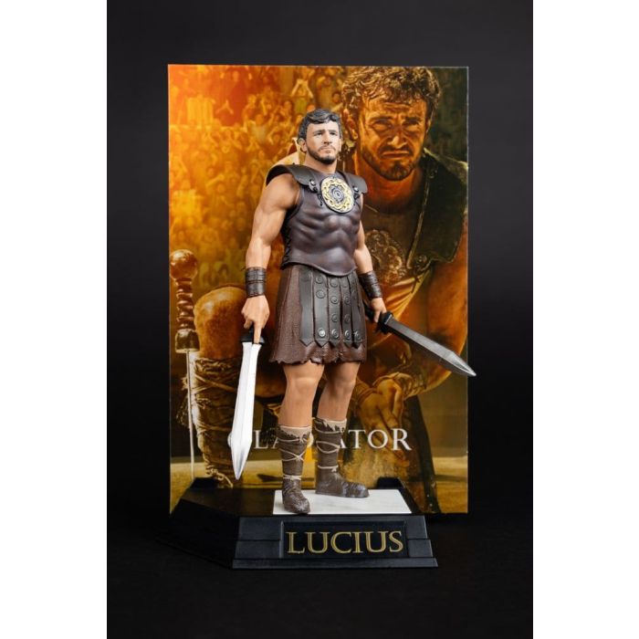 Gladiator II Movie Maniacs Action Figure Lucius 16 cm