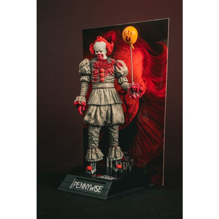 It Welcome to Derry Movie Maniacs Figure Pennywise (Bloody) 16 cm