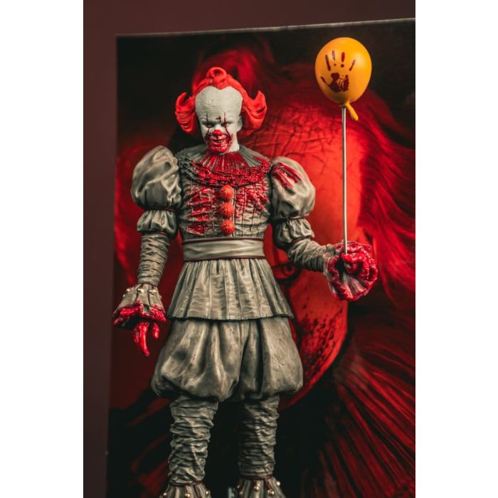 It Welcome to Derry Movie Maniacs Figure Pennywise (Bloody) 16 cm