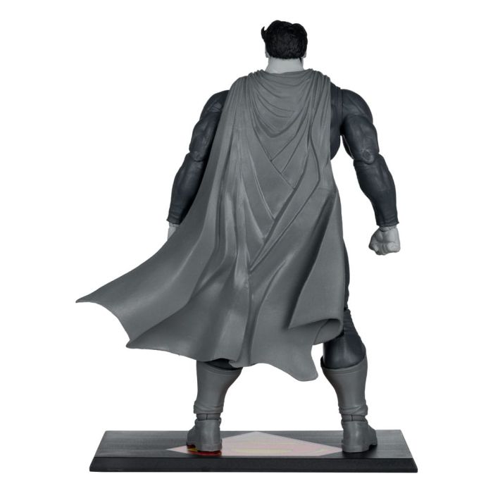 DC Multiverse Action Figure Superman (The Dark Knight Returns) (Black & White Accent Edition) (Gold Label) 18 cm