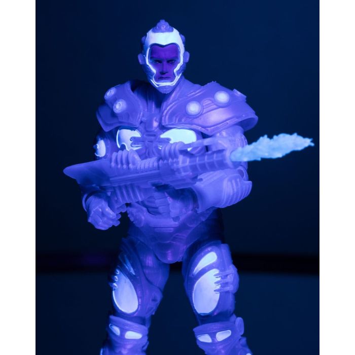 Batman & Robin DC Multiverse Action Figure Mr. Freeze (Black Light Edition) (Gold Label) 18 cm
