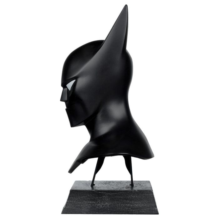 DC Direct Prop Replica 1/3 Batman Cowl (Batman Beyond Animated) 18 cm