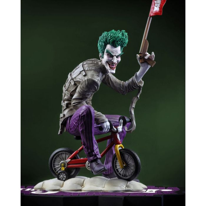 DC Direct  Statue 1/10 The Joker: Purple Craze - The Joker by Kaare Andrews 18 cm