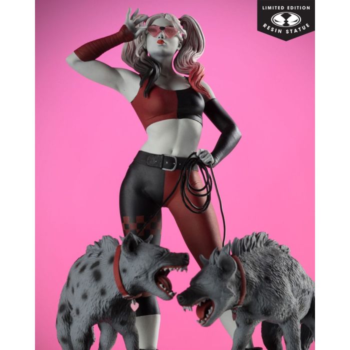 DC Direct Harley Quinn: Red, White & Black Statue 1/10 Harley Quinn by Jenny Frison 19 cm