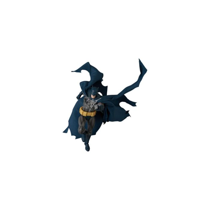 DC Comics MAFEX Action Figure Batman Damage Ver. (Batman: Hush Ver.) 16 cm     